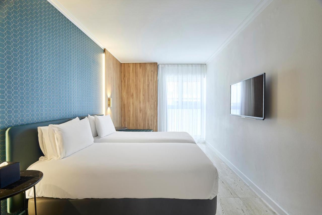 Exe Mitre Hotel Barcelona Exterior photo